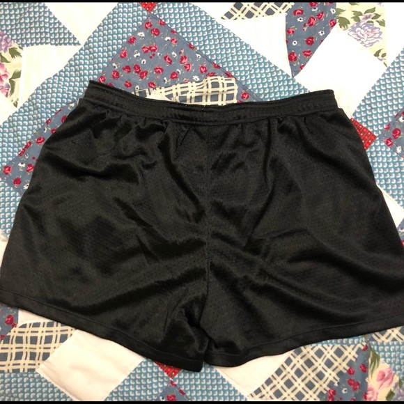 Champion shorts - Picture 2 of 3